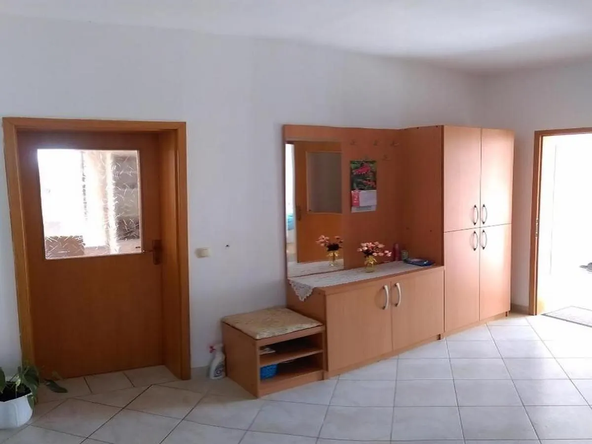 Vesna Apartment Seget Vranjica