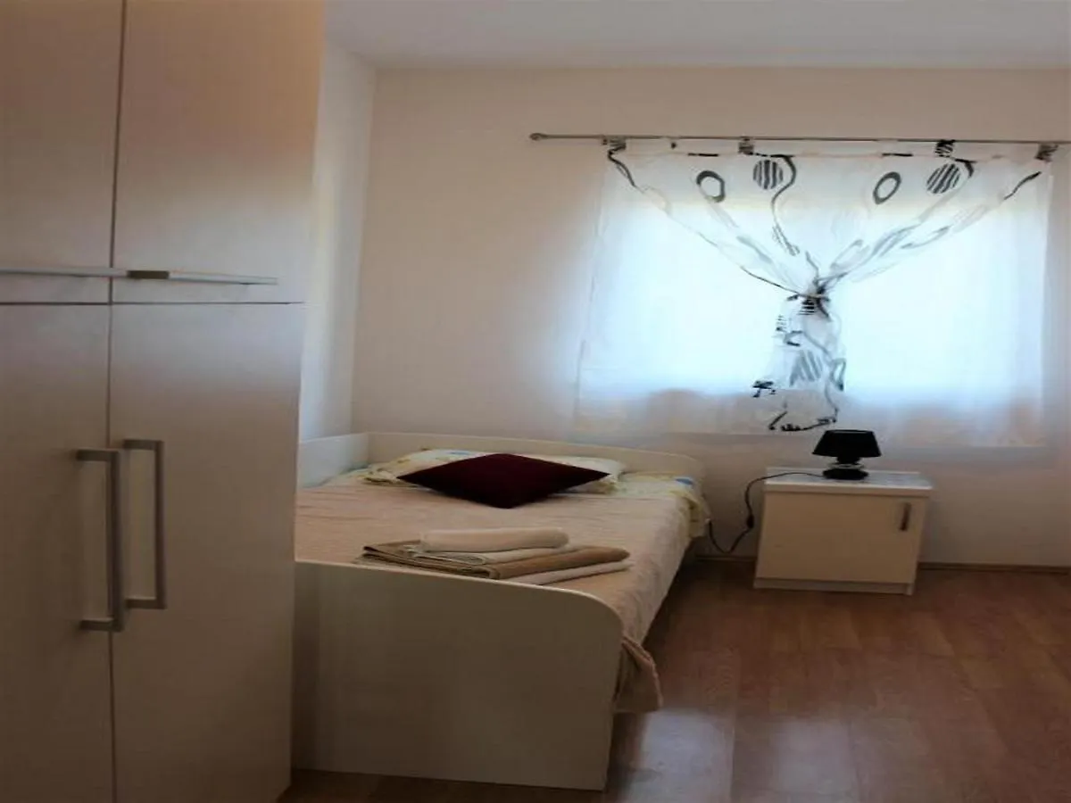 Vesna Apartment 希杰·弗朗吉卡